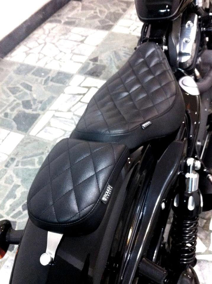 ROUGH CRAFTS Diamond Stitched Solo Seat - XL / Sportsters