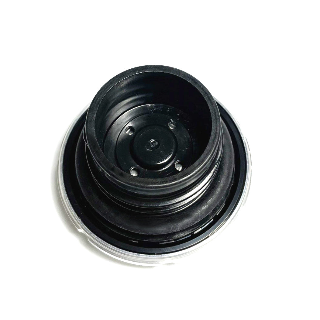 ROUGH CRAFTS Groove Gas Cap (Polished)